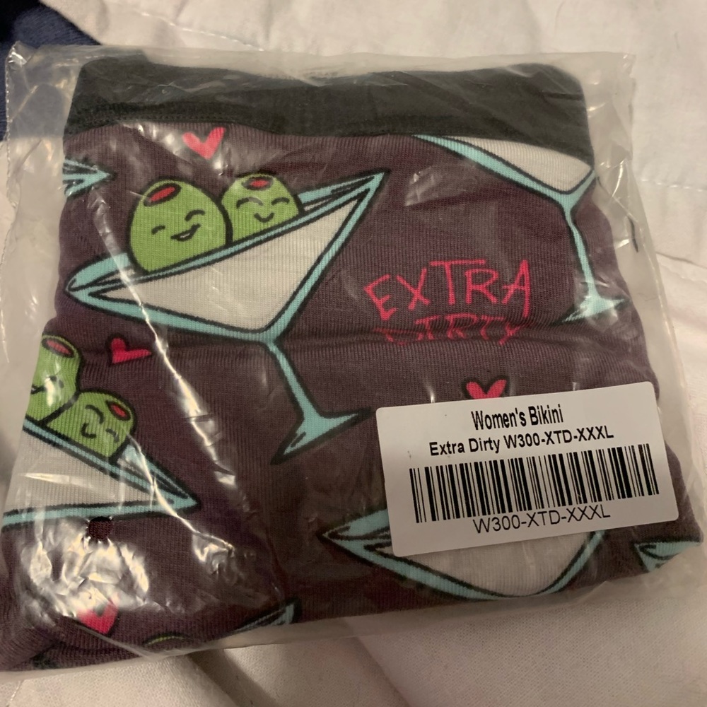 XXXL woman’s bikini martini panties